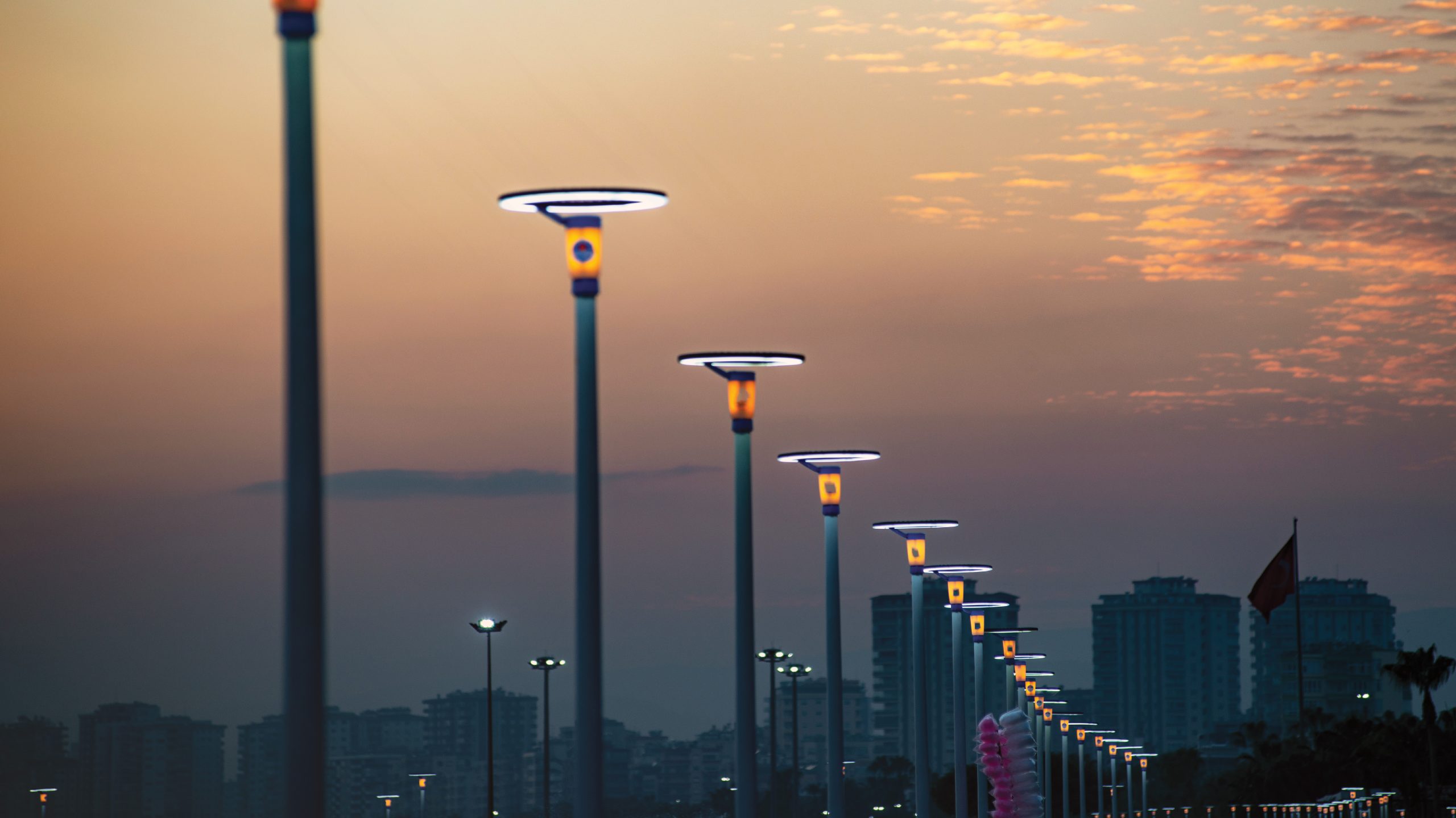 ELUMIA SMART LIGHTING MONITORING SYSTEM – smart functionalities without IoT complexitiy